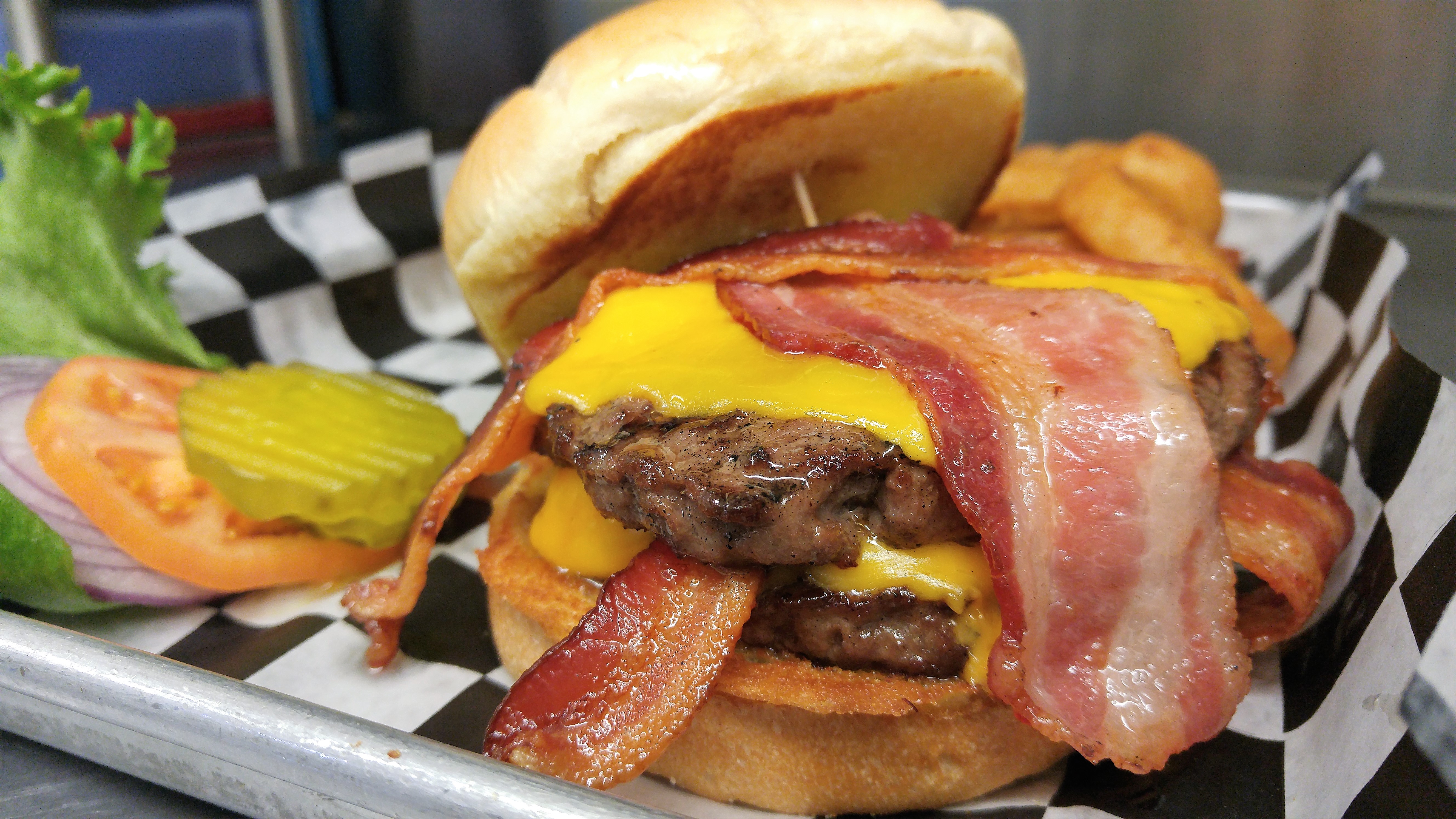 hamburger with cheese and bacon